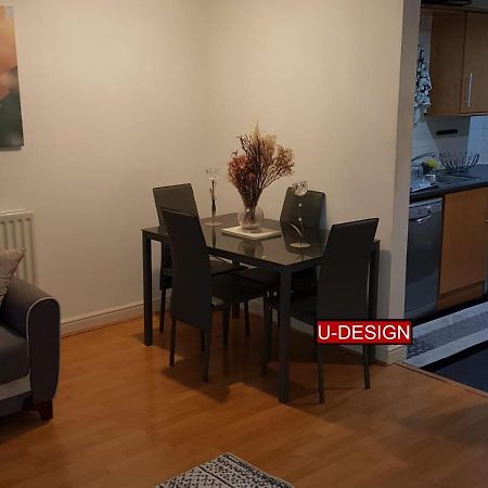 N22 Wood Green Dopamine London Eksteriør billede