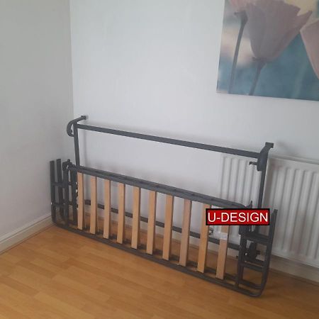 N22 Wood Green Dopamine London Eksteriør billede